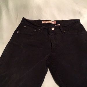 Black Levi’s Jeans